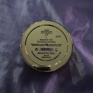 MINERAL VEIL® FINISHING POWDER